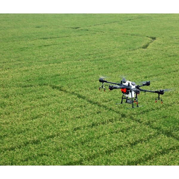 Квадрокоптер DJI Agras T16 в Перми